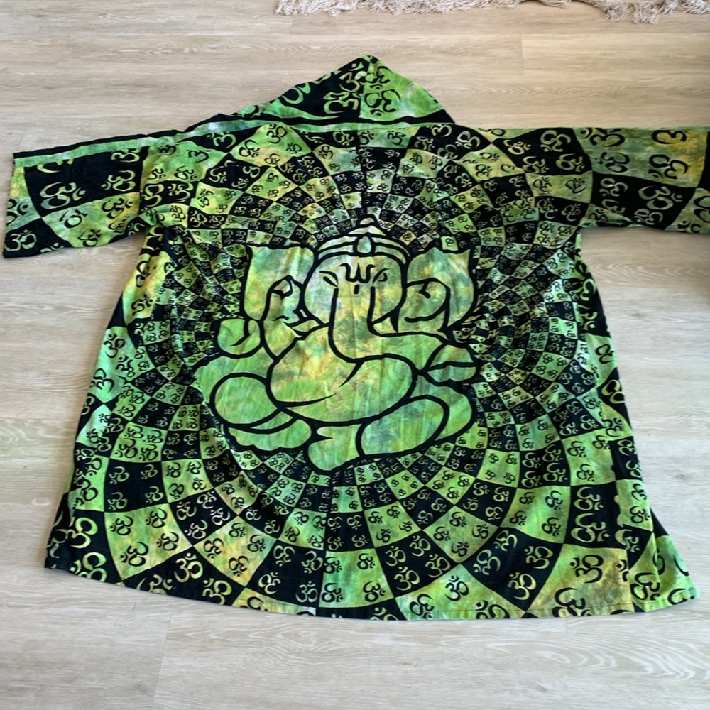 Roc Rio Designs Kimono with hood by Lee Rickie.  OS. - Picture 5 of 9